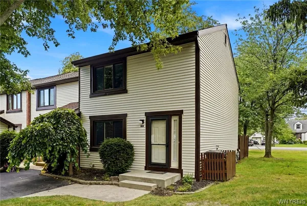 $219,900 | 151 Charlesgate Circle, Amherst, NY 14051