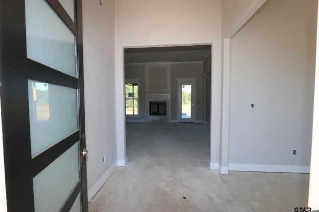 a view of livingroom and window