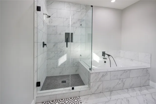 $2,100 | 9305 Tower Street, Houston, TX 77088