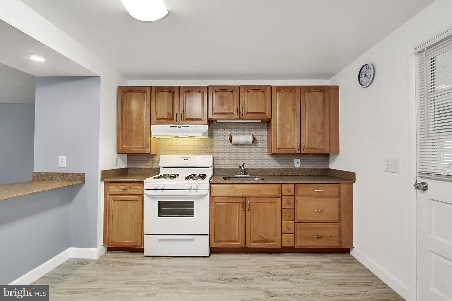 1723 Langley Road Baltimore, MD 21221 - Photo 5 of 27 Kitchen