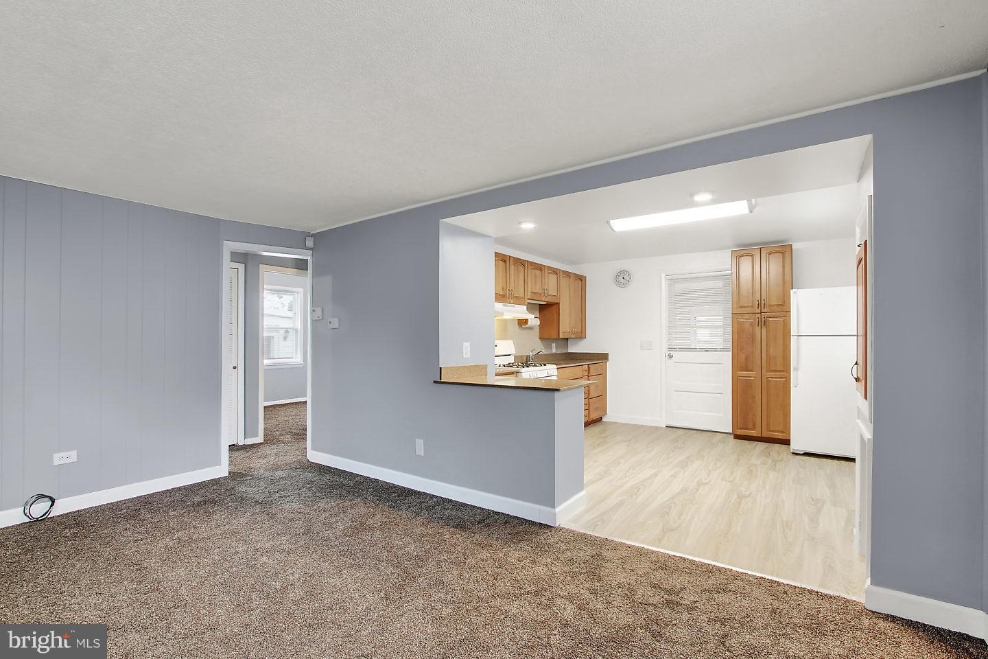 1723 Langley Road Baltimore, MD 21221 - Photo 7 of 27 Living Room