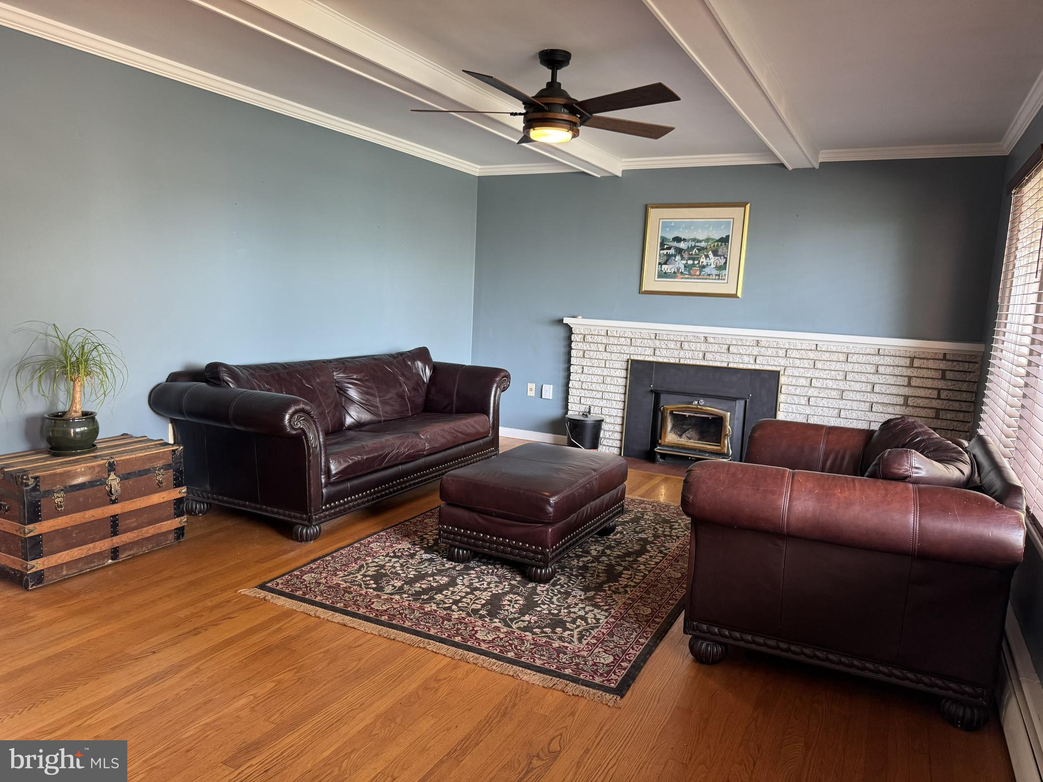328 Jamestown Road Front Royal, VA 22630 - Photo 12 of 45 Living room view as you enter