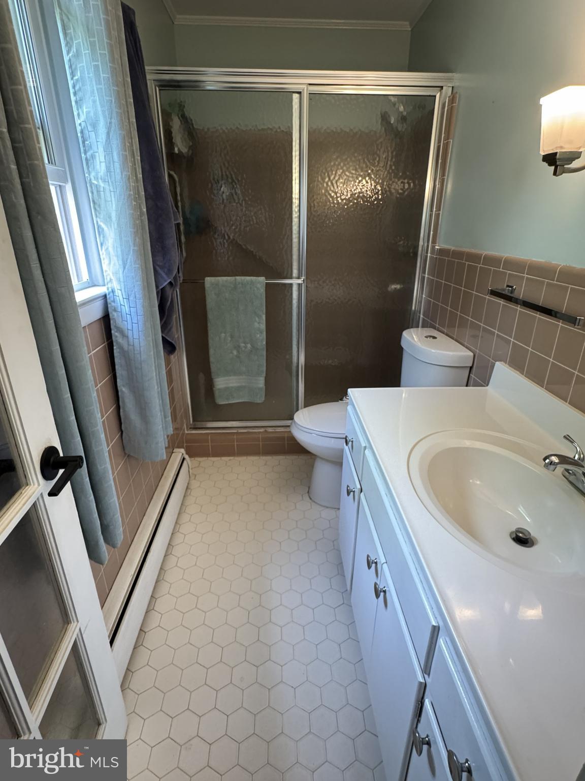 328 Jamestown Road Front Royal, VA 22630 - Photo 33 of 45 Primary bath