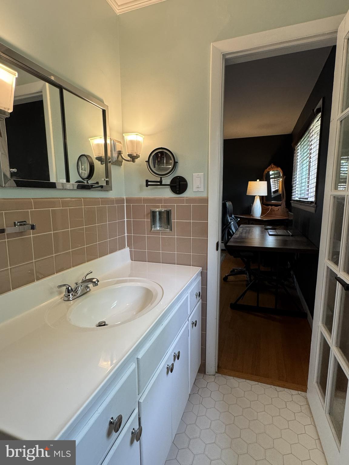 328 Jamestown Road Front Royal, VA 22630 - Photo 34 of 45 Primary bath