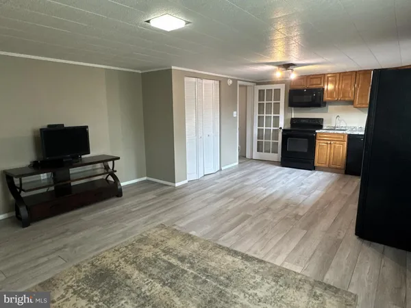 $429,999 | 328 Jamestown Road, Front Royal, VA 22630