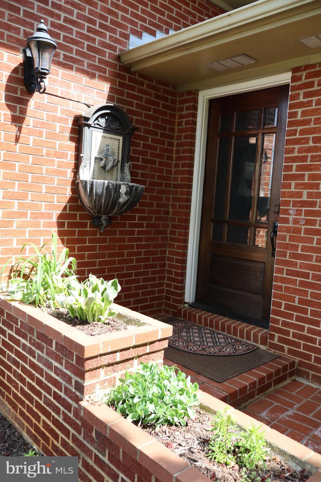 328 Jamestown Road Front Royal, VA 22630 - Photo 10 of 45 Be our guest!