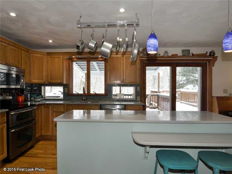 38 Briarwood Hill Road Exeter, RI 02822 - Photo 4 of 25 Kitchen.