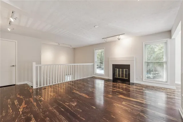 $1,800 | 4105 Canyon Point Circle, Roswell, GA 30076