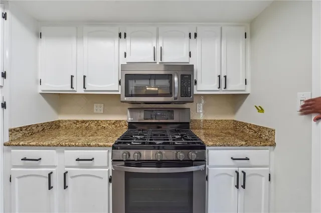 $1,800 | 4105 Canyon Point Circle, Roswell, GA 30076