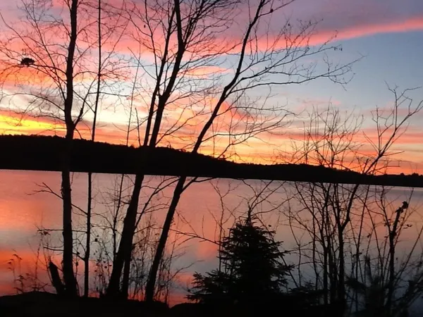 $18,999 | 23 High Pond Road, Grantham, NH 03753