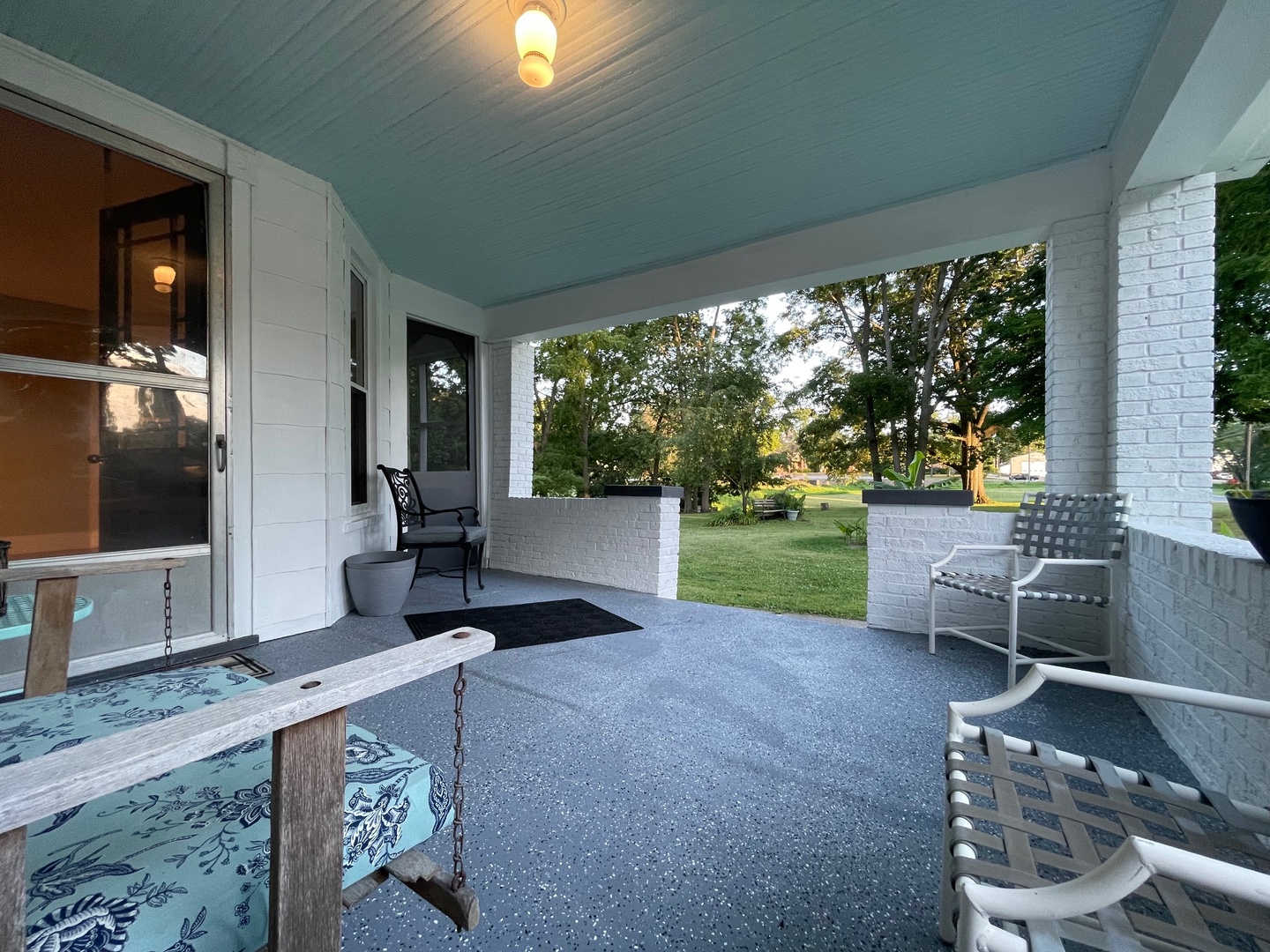 202 Witt Park Road Sidney, IL 61877 - Photo 33 of 49 a living room with furniture and a large window