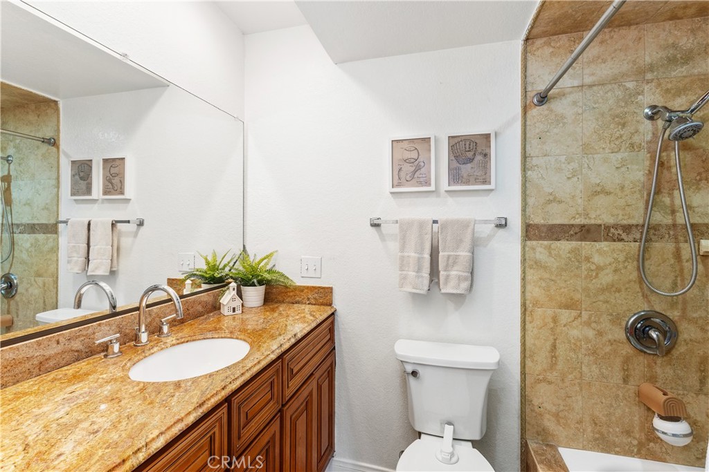924 Hyde Court Costa Mesa, CA 92626 - Photo 12 of 25 Second Bedroom Bathroom