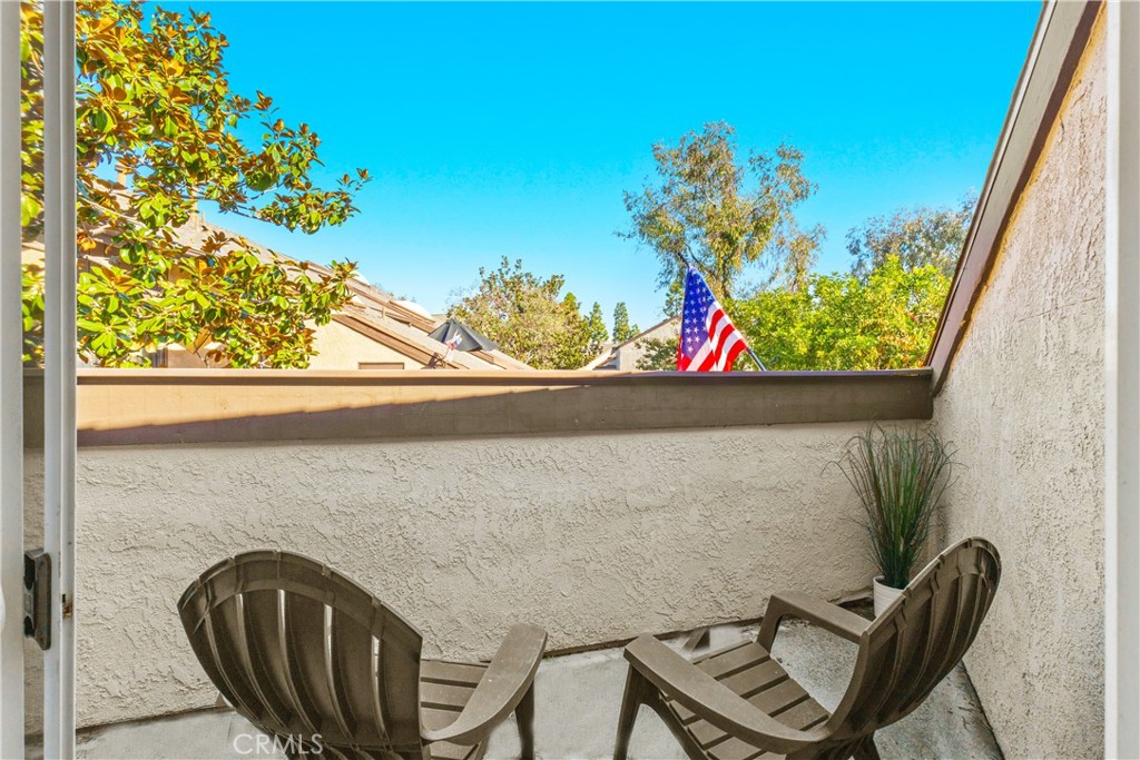 924 Hyde Court Costa Mesa, CA 92626 - Photo 16 of 25 Primary Balcony