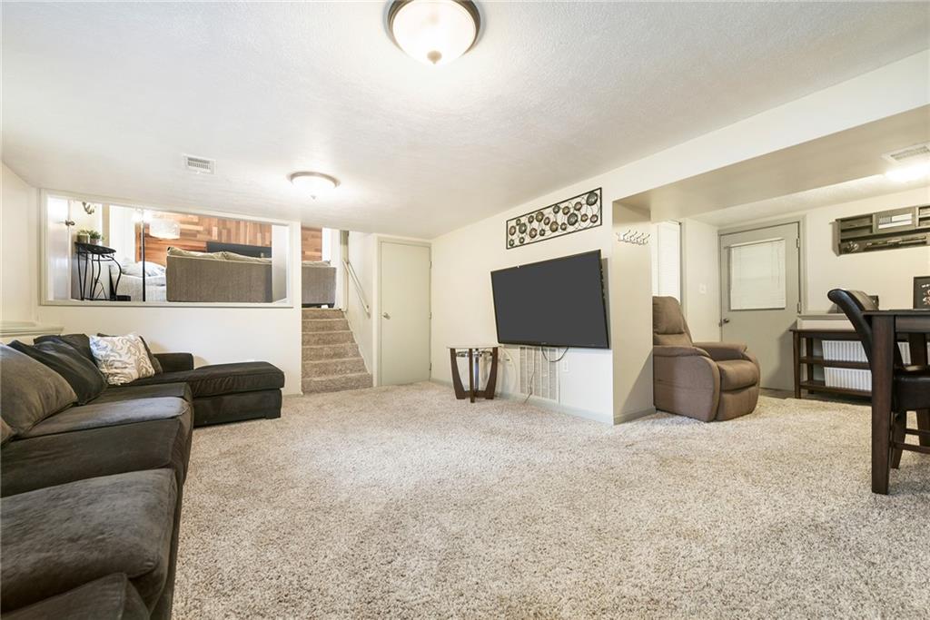 117 Summit Ridge Drive Bridgeville, PA 15017 - Photo 19 of 25 Gallery Image 19