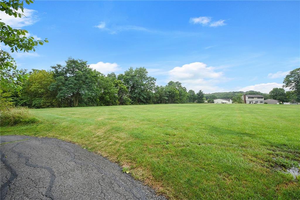 117 Summit Ridge Drive Bridgeville, PA 15017 - Photo 24 of 25 Gallery Image 24
