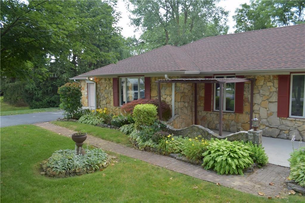 8228 Frye Road Indianapolis, IN 46259 - Photo 3 of 36 Gallery Image 3
