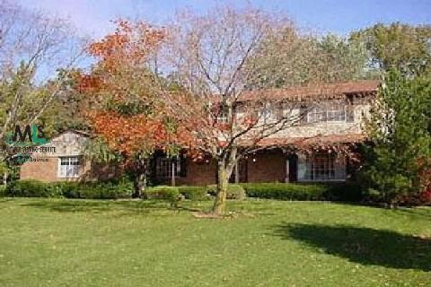 946 Bridgestone Drive Rochester, MI 48309 - Photo 3 of 9 716131-2.JPG