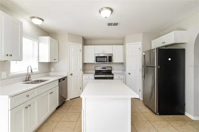 $2,395 | 517 Ridges Drive, Dundee, FL 33838