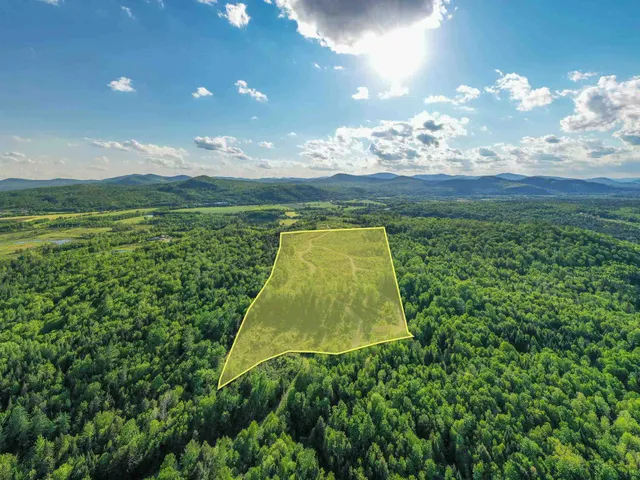 $325,000 | 0 Town Line Road, Stratford, NH 03590