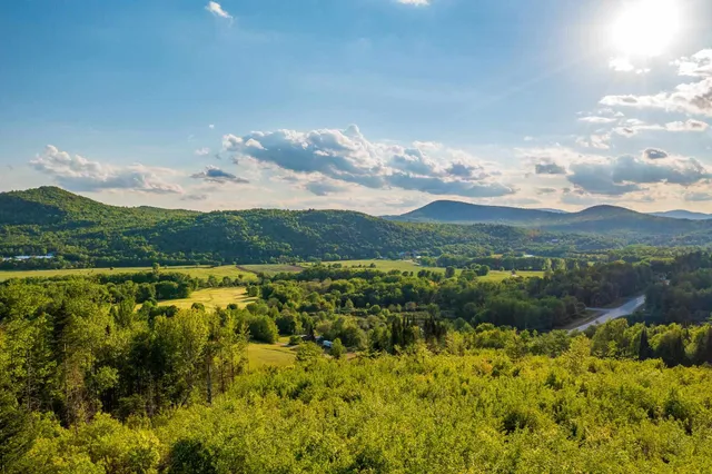 $325,000 | 0 Town Line Road, Stratford, NH 03590