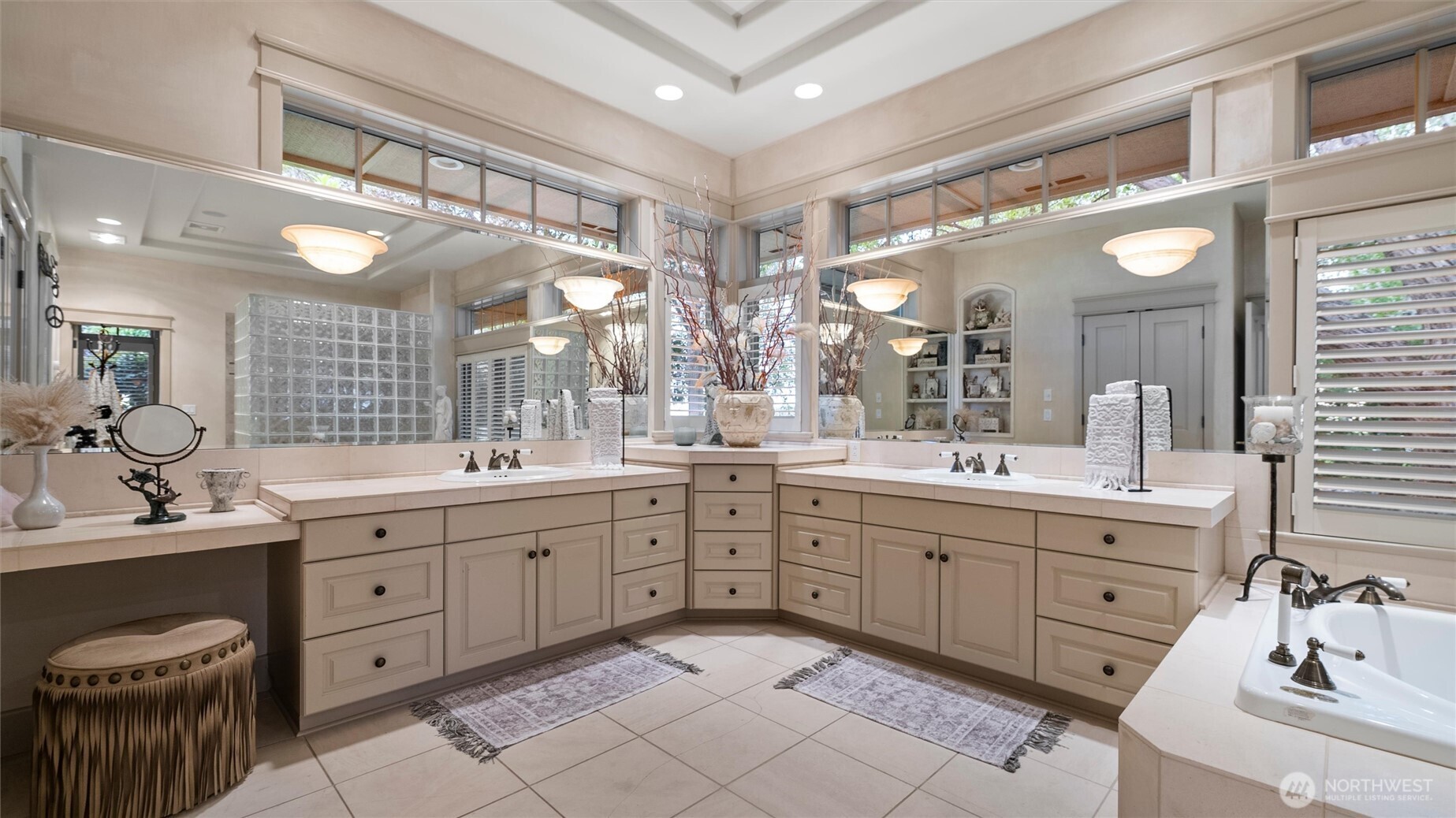 165804 West Snipes Road Grandview, WA 98930 - Photo 15 of 40 Gallery Image 15