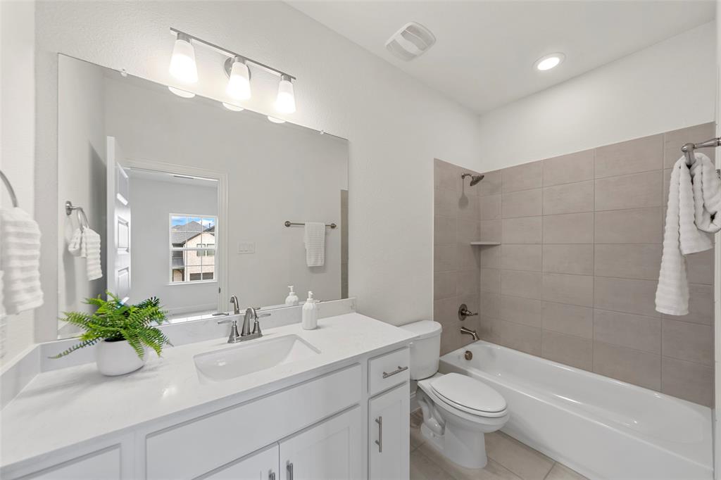 3205 Malcolm Road Melissa, TX 75454 - Photo 27 of 40 Full Bathroom #2