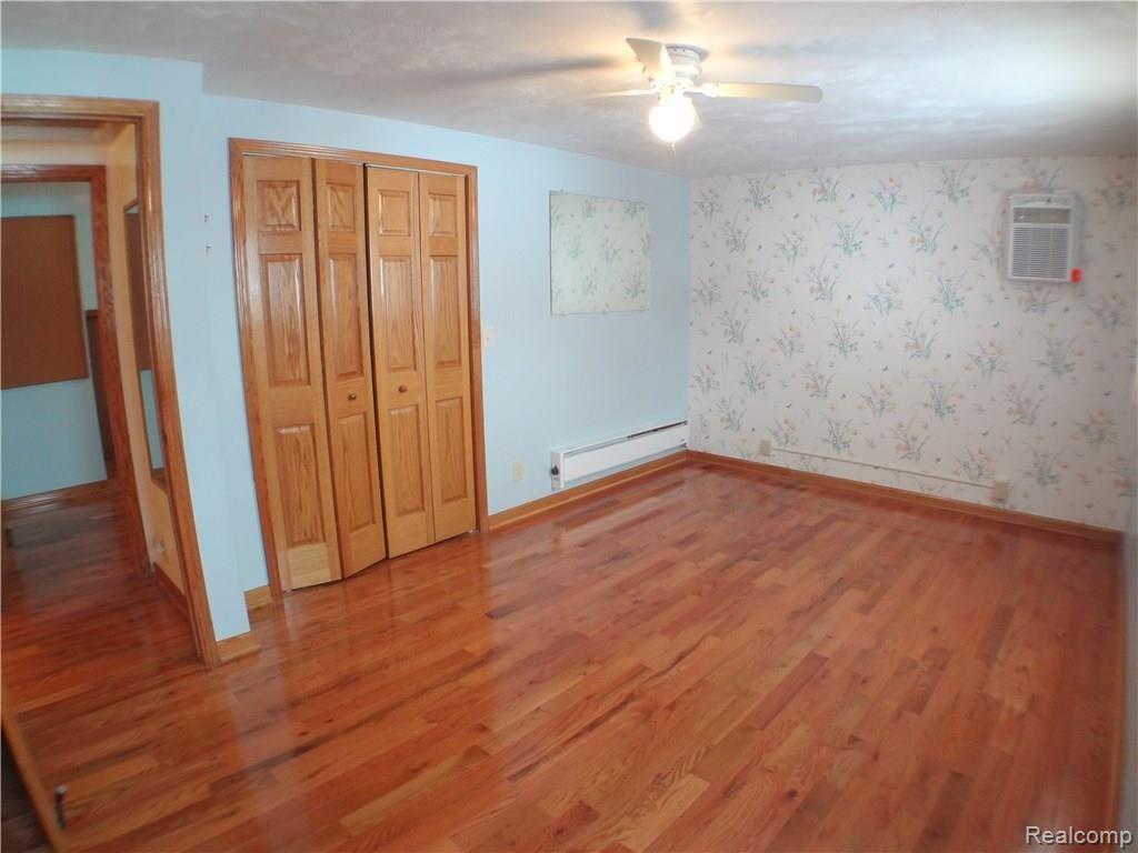 3132 Cumberland Road Berkley, MI 48072 - Photo 31 of 46 30-DSC07468.JPG