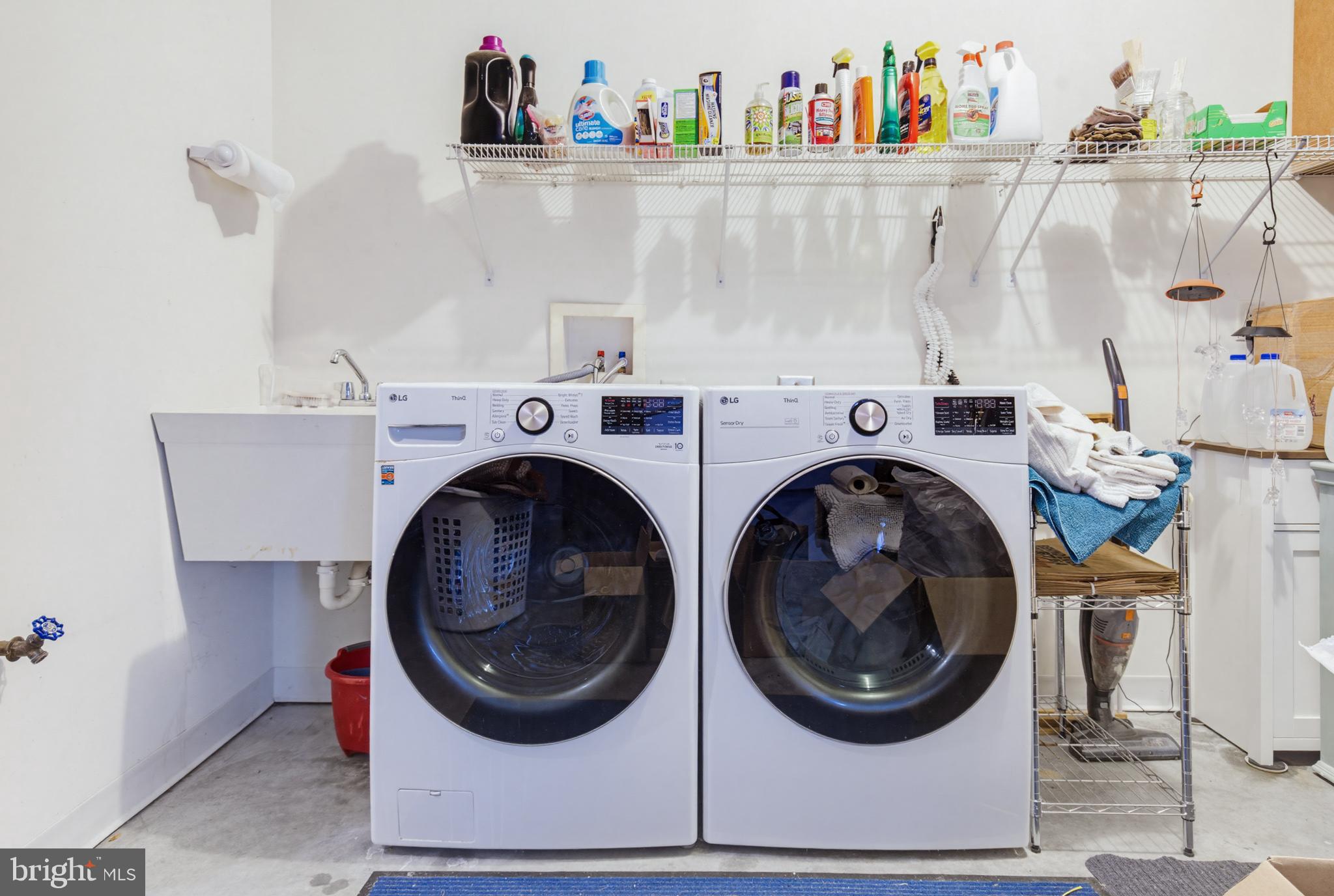 730 Heather Ridge Manheim, PA 17545 - Photo 14 of 20 1st Floor Laundry