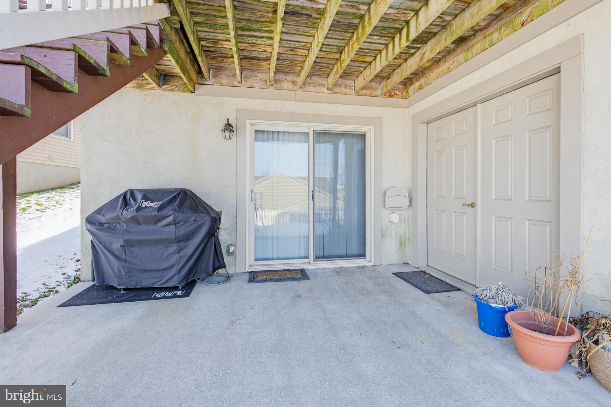 730 Heather Ridge Manheim, PA 17545 - Photo 18 of 20 Patio 2