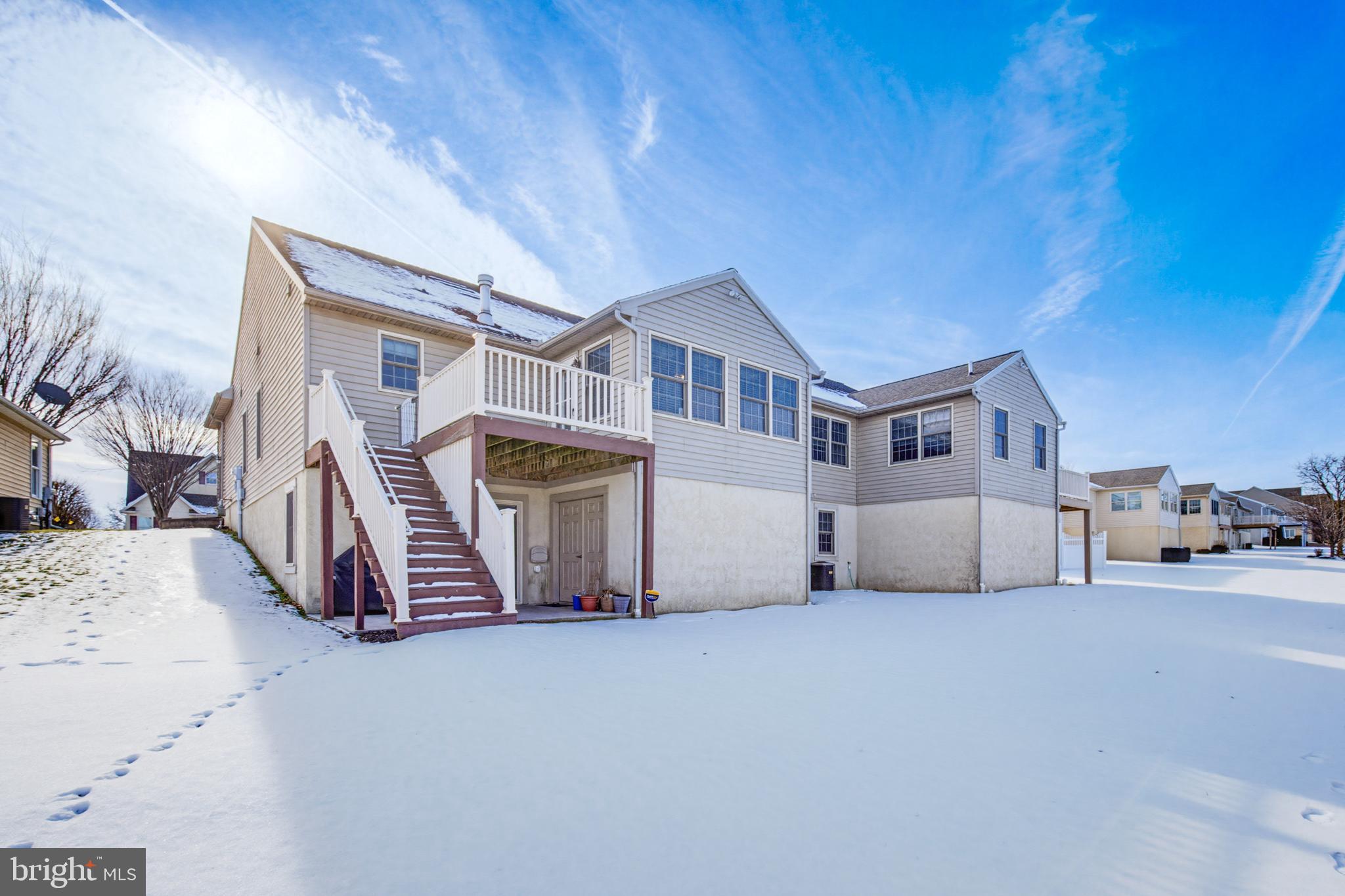 730 Heather Ridge Manheim, PA 17545 - Photo 20 of 20 Rear View