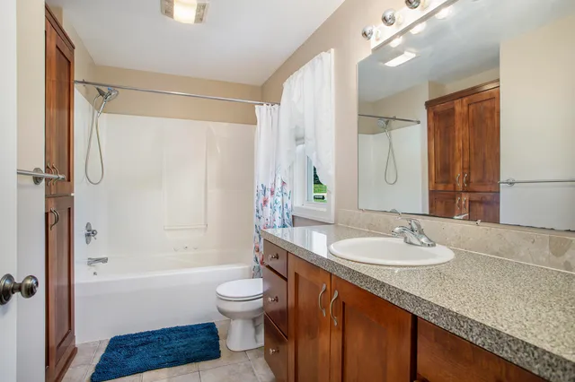 $550,000 | 3125 Meadow Hills Drive, Middleville, MI 49333