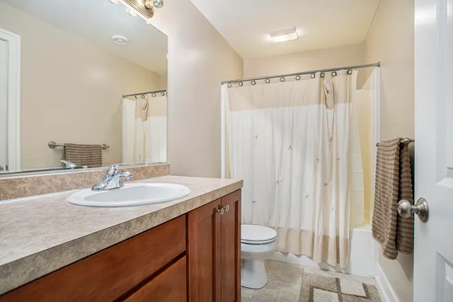 $550,000 | 3125 Meadow Hills Drive, Middleville, MI 49333