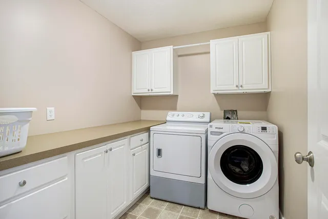 $550,000 | 3125 Meadow Hills Drive, Middleville, MI 49333