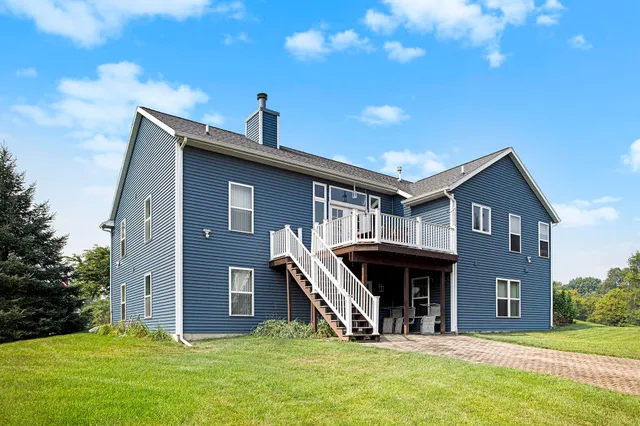 $550,000 | 3125 Meadow Hills Drive, Middleville, MI 49333