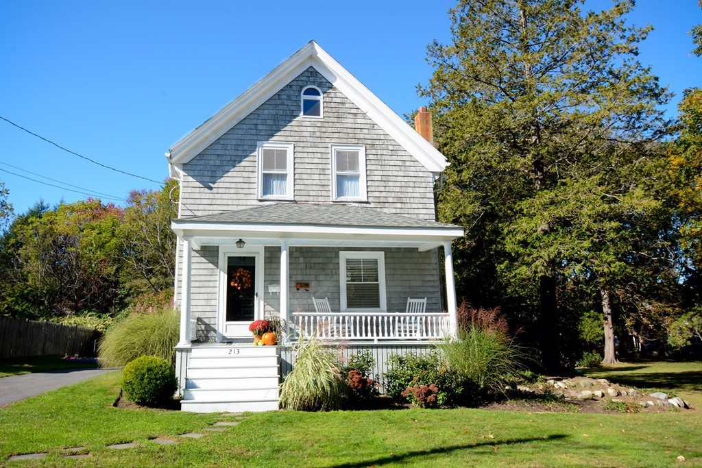 213 Messinger Street Canton, MA 02021 - Photo 1 of 10 Gallery Image 1