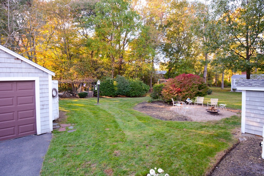 213 Messinger Street Canton, MA 02021 - Photo 3 of 10 Gallery Image 3