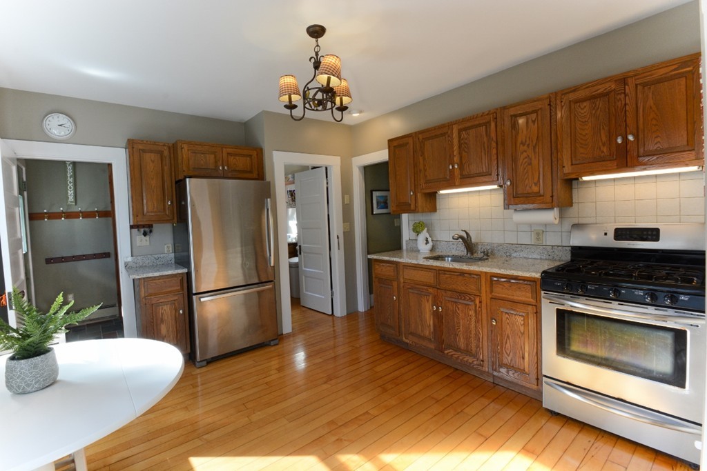 213 Messinger Street Canton, MA 02021 - Photo 4 of 10 Gallery Image 4