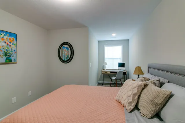 $2,100 | 1960 Batts Lane, Unit J, Clarksville, TN 37042