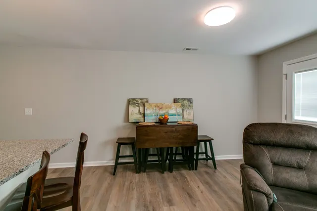 $2,100 | 1960 Batts Lane, Unit J, Clarksville, TN 37042