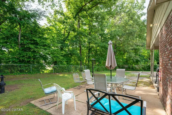 $249,900 | 122 Sunvalley Drive, Jackson, TN 38305