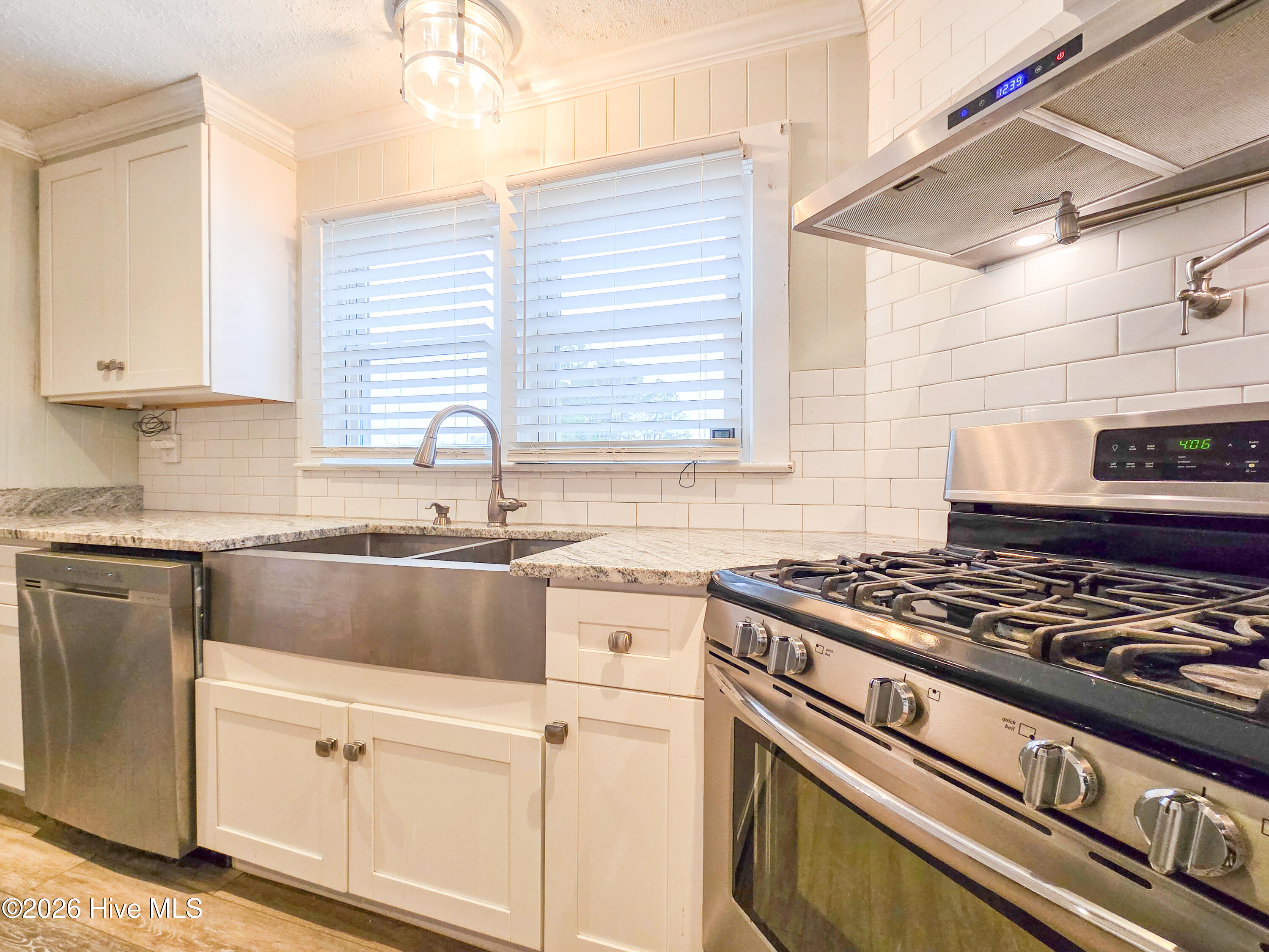 4136 Virginia Road Hobbsville, NC 27946 - Photo 7 of 33 Kitchen