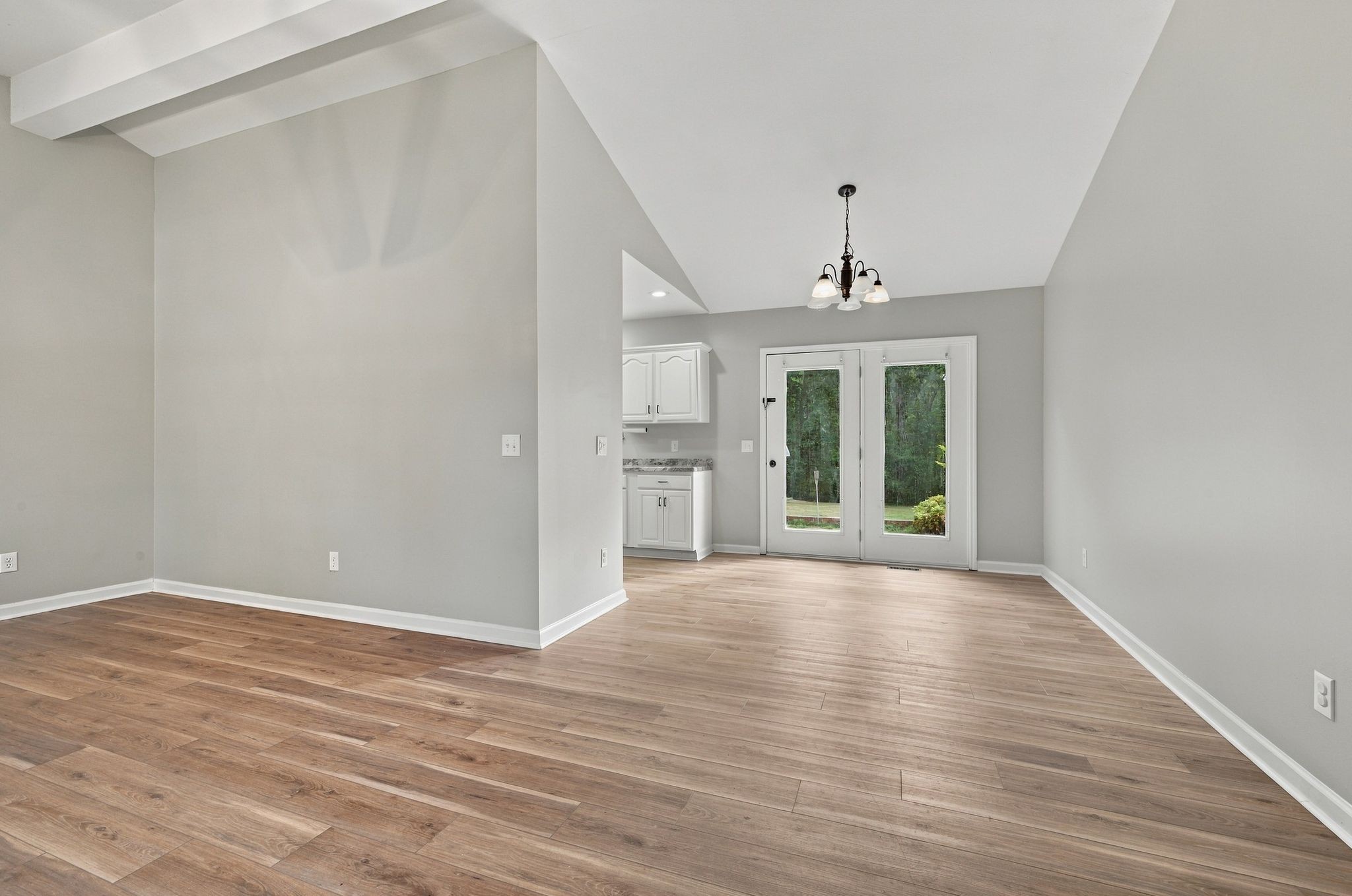 103 West Dell Road Dickson, TN 37055 - Photo 8 of 29 Gallery Image 8
