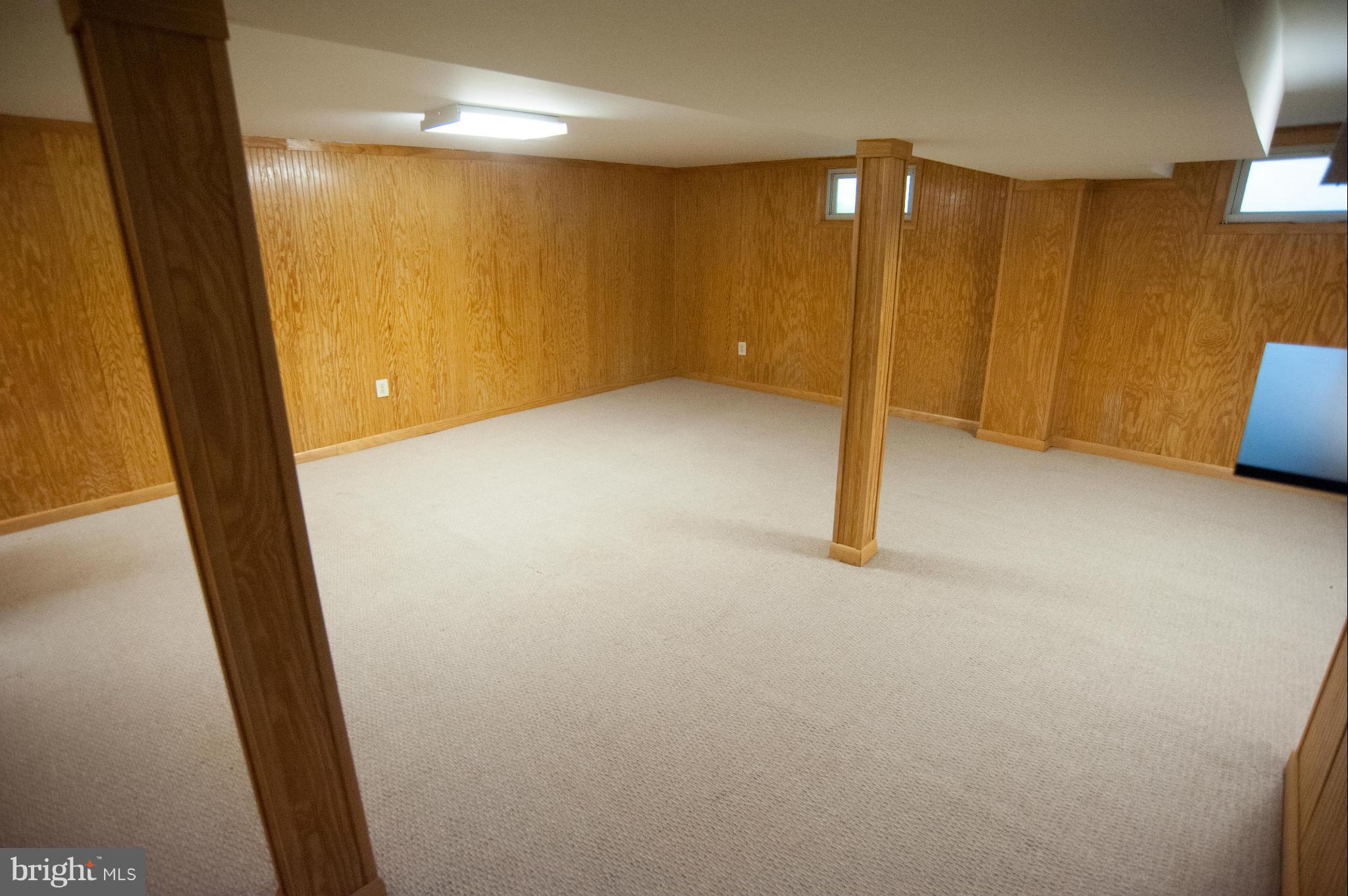 16 Goodrich Road Annapolis, MD 21401 - Photo 17 of 27 a view of an empty room