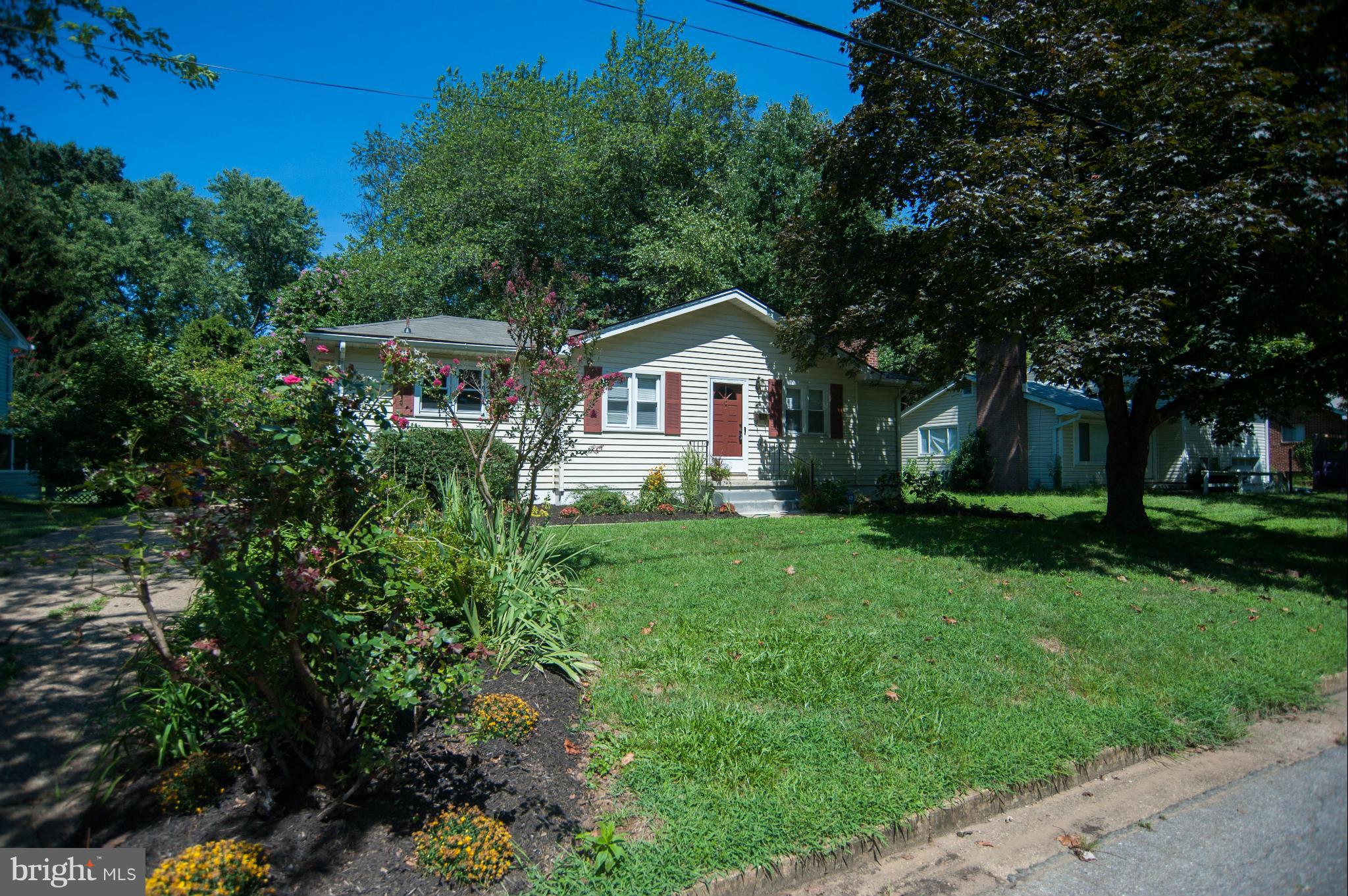 16 Goodrich Road Annapolis, MD 21401 - Photo 27 of 27 a front view of a house with a yard and trees