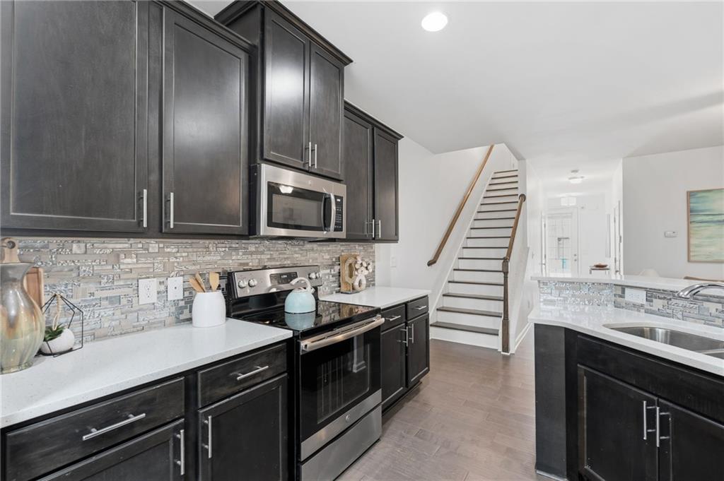 2715 Avanti Way Decatur, GA 30035 - Photo 13 of 33 Gallery Image 13