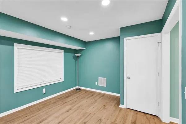 $2,000 | 3575 Creek Mill Drive Northwest, Kennesaw, GA 30152