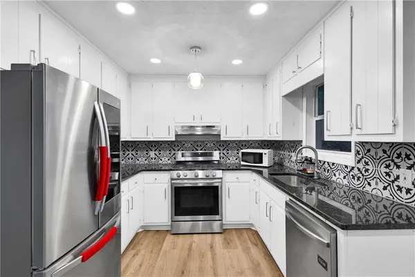 $2,000 | 3575 Creek Mill Drive Northwest, Kennesaw, GA 30152