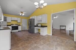 4518 Kings Road Chattanooga, TN 37416 - Photo 2 of 25 Gallery Image 2