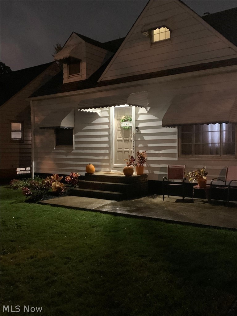 21402 Franklin Road Maple Heights, OH 44137 - Photo 2 of 22 Gallery Image 2