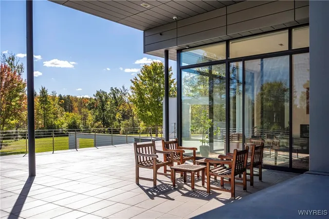 $2,850,000 | 41 Melant Drive, Orchard Park, NY 14127